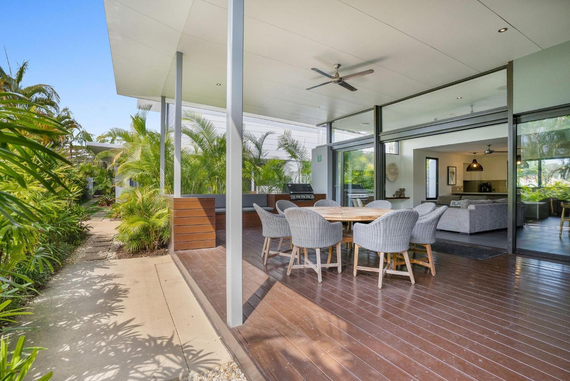 Byron Lux Beach Houses Μπάιρον Μπέι Εξωτερικό φωτογραφία